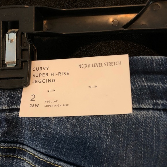 SOLD - Picture 4 of 5